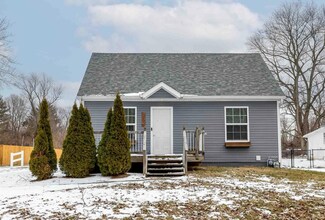 302 N Kimble Dr, Bloomington, IN 47404