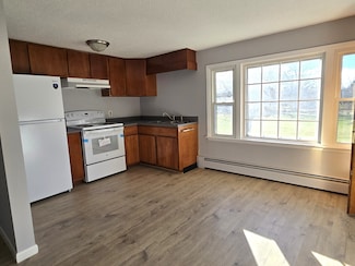 19 Chapman Ave Unit 12, West Brookfield, MA 01585