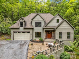 605 Salola Ln, Brevard, NC 28712