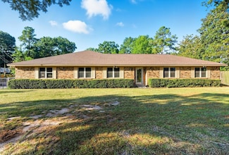 101 Greenwood Dr, Hattiesburg, MS 39402