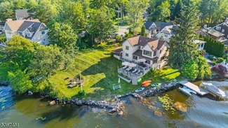 76 Myrtle Ave, Branchville, NJ 07826