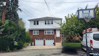 26 Kennedy Ct Unit 1, Lyndhurst, NJ 07071