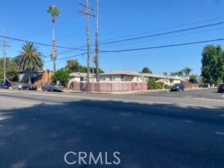 6803 Matilija Ave, van Nuys, CA 91405