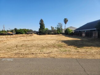 1000 W Spruce Ave, Fresno, CA 93722