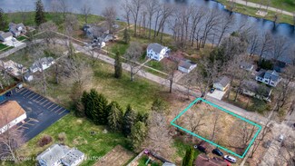 411 Osborn St, Eaton Rapids, MI 48827