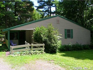 32 Auringer Rd, Constantia, NY 13044