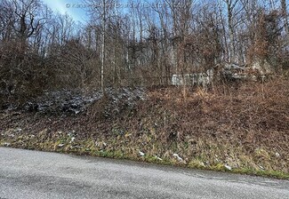 1051 Aspen Rd, Charleston, WV 25304