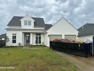 407 Sunshine Rise Dr, Broussard, LA 70518