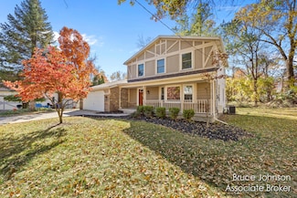 1718 Weymouth Dr SE, Grand Rapids, MI 49508