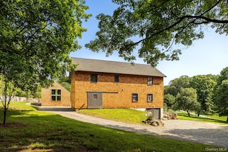 310 Mt Holly Rd, Katonah, NY 10536