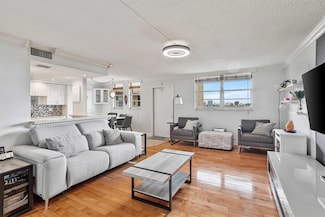 1811 Jefferson St Unit 805, Hollywood, FL 33020