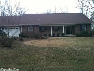 2018 Marion Anderson Rd, Hot Springs National Park, AR 71913