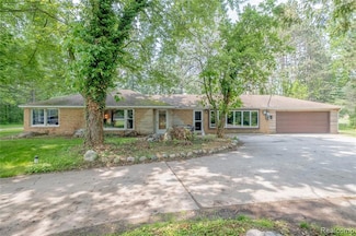 8780 Dixie Hwy, Birch Run, MI 48415