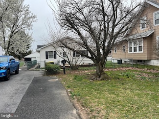 55 Lawson Ave, Claymont, DE 19703