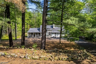 328 Emerson Ln, Berkeley Heights, NJ 07922