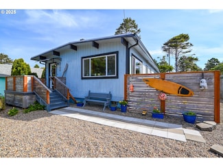 5750 Hacienda Ave, Lincoln City, OR 97367