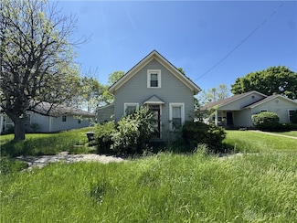 830 Washington St, Troy, OH 45373