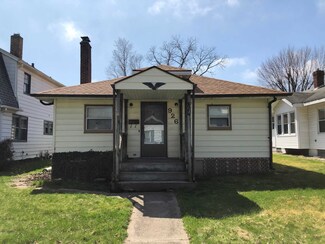 926 E Fox St, South Bend, IN 46613