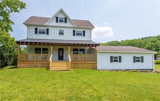 190 Hillview Manor Rd, Leechburg, PA 15656