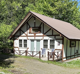 17 Stoney Brook Rd, Wyman Township, ME 04947
