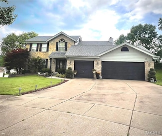 13538 Paddock Ridge Ct, Florissant, MO 63033