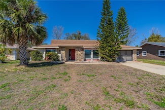 1507 New Bedford Dr, Sun City Center, FL 33573