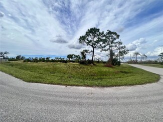 10 Aft Ct, Placida, FL 33946