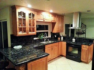 7911 SW 30th St, Davie, FL 33328