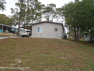 8146 Dinsmore St, Brooksville, FL 34613