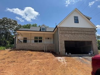 104 Buckingham Dr, Dalton, GA 30720