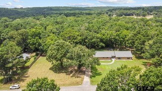 2609 Timberline Trail, Palestine, TX 75803