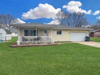 1226 N Plum St, Union City, IN 47390