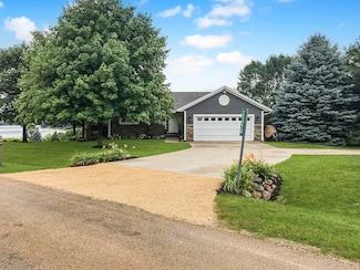 25-50 & 51 Cottage Hill Dr, Lake Carroll, IL 61046