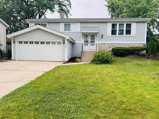 530 Cottonwood Cir, Bolingbrook, IL 60440