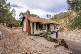 9060 Curbaril Ave, Atascadero, CA 93422