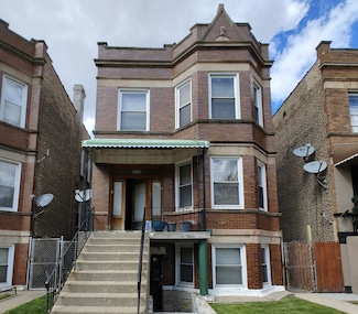 4122 W Cermak Rd, Chicago, IL 60623