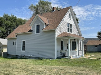 408 W 7th St, Madison, NE 68748