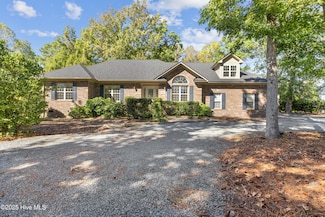 741 Scorpion Dr, Wilmington, NC 28411