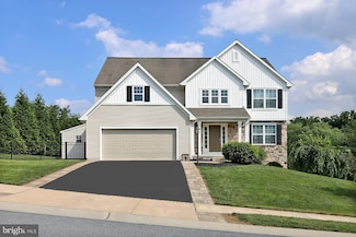 38 Palmer St, Lebanon, PA 17042