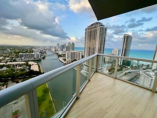 2600 E Hallandale Beach Blvd Unit 3102, Hallandale Beach, FL 33009