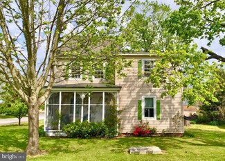 1224 Front St, Commercial Township, NJ 08329