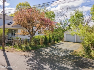 12 Bank St, Troy, NY 12180