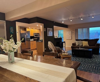 828 Graceland Ave Unit 404, Des Plaines, IL 60016