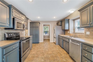 1601 NW Nicholas Dr, Grain Valley, MO 64029