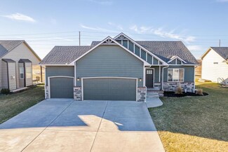 4807 N Emerald Ct, Maize, KS 67101