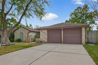 5734 Woodmancote Dr, Humble, TX 77346