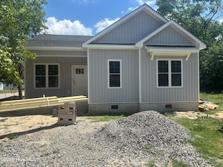 401 Singletary St SE, Wilson, NC 27893