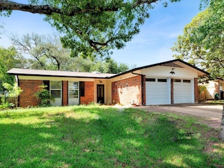 7011 Whispering Oaks Dr, Austin, TX 78745