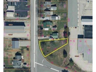 2908 Brosmer St, Jasper, IN 47546