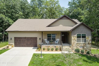 155 Trentwood Dr, Crossville, TN 38558